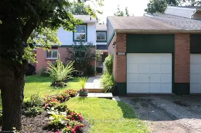1006 ELIZABETH Place, Oakville, ON L6H 3H8