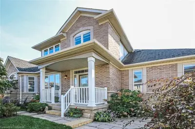 3198 Epworth Crescent, Oakville, ON L6M 0B2