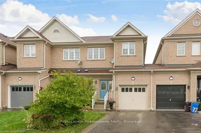70 NIAGARA Trail, Halton Hills, ON L7G 0E7