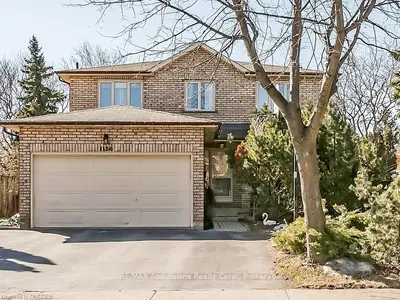1136 MANOR Road, Oakville, ON L6M 1G4