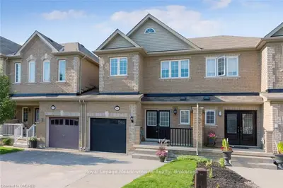 38 LaRoche Avenue, Halton Hills, ON L7G 0C8