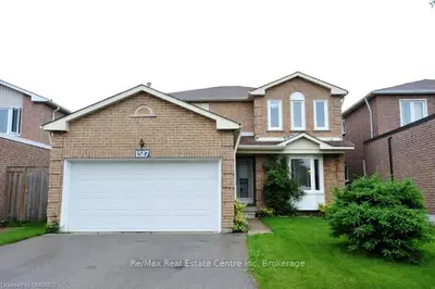 1517 Highbrook Avenue, Mississauga, On L5m 4v1