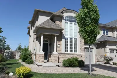 319 Duskywing Way, Oakville, ON L6L 6X6