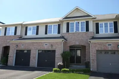 3307 Stalybridge Drive, Oakville, ON L6M 0L1