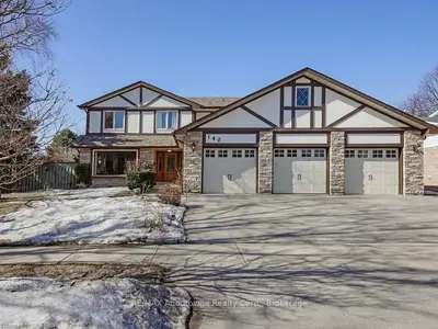 140 ALL SAINTS Crescent, Oakville, ON L6J 5Y8