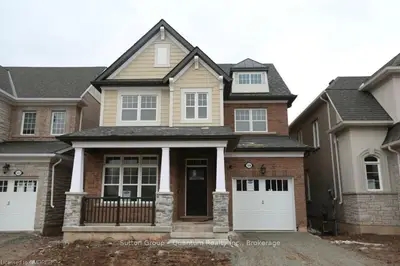 126 Culp Trail, Oakville, ON L6M 0W2