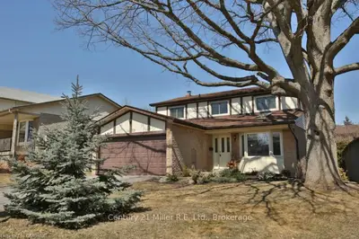 1459 Lancaster Drive, Oakville, ON L6H 2T1