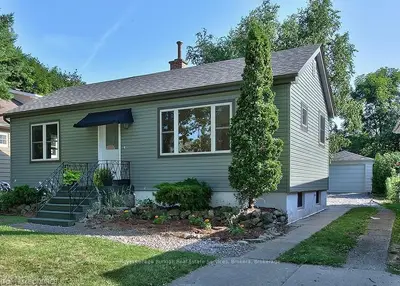 481 MARTHA Street, Burlington, ON L7R 2R1