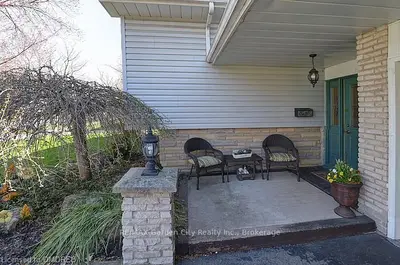 544 Limerick Road, Burlington, ON L7L 2K6