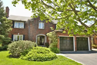 1320 Monks Passage, Oakville, ON, L6M 1J5