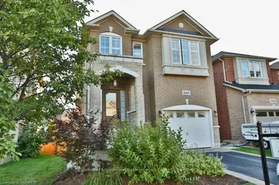 2344 Hilda Drive, Oakville, ON L6H 7M9