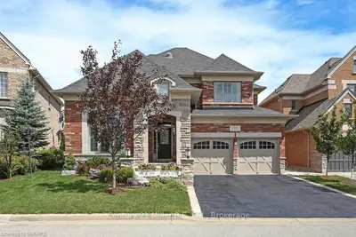2319 Lyndhurst Drive, Oakville, ON L6H 7V5