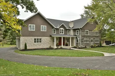 3406 Burnhamthorpe Road W, Oakville, ON L6M 4H3