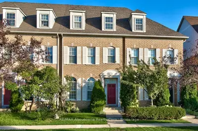 266 Glenashton Drive, Oakville, ON L6H 6H5