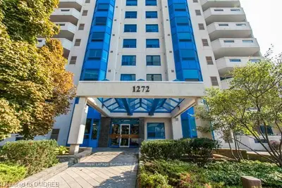 1272 ONTARIO Street PH2, Burlington, ON L7S 2L8