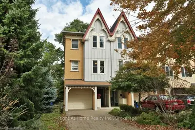 89 Brant Street, Oakville, ON L6K 2Z5