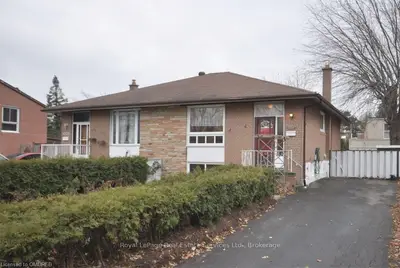 1372 Rock Court, Mississauga, ON L5J 3W6