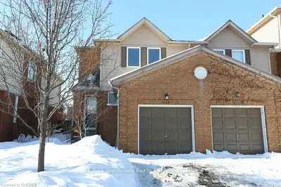 1148 LEEWOOD Drive, Oakville, ON L6M 3B9