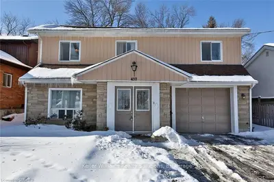 437 Marf Avenue, Mississauga, ON L5G 1T4