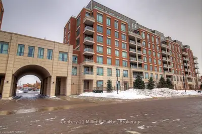 2470 Prince Michael Drive 216, Oakville, ON L6H 0H1