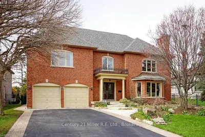73 Ryland Terrace, Oakville, ON L6J 7R1
