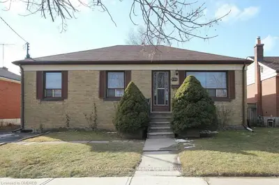 290 Felan Avenue, Oakville, On L6k 2x6