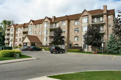 216 Plains Road W A207, Burlington, ON L7T 4L3
