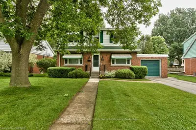 2156 Paisley Avenue, Burlington, ON L7R 1V9