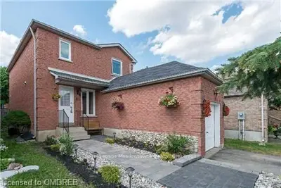 61 Mckinnon Avenue, Halton Hills, ON L7G 5H4