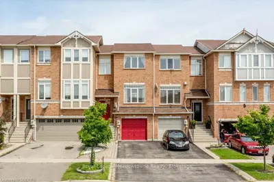 62 ATWOOD Avenue, Halton Hills, ON L7G 6A1