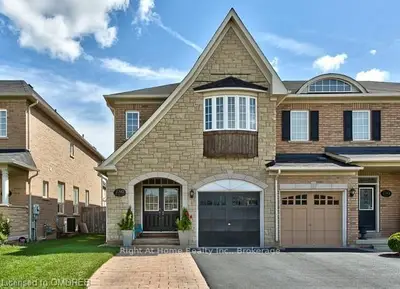 2342 Stone Glen Crescent, Oakville, ON L6M 0C7