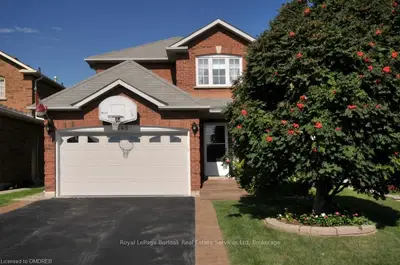649 Fothergill, Burlington, ON L7L 6E3