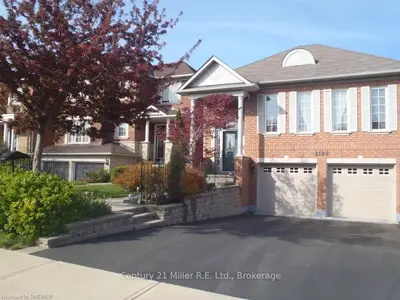 2199 PHEASANT Lane, Oakville, ON L6M 3R8