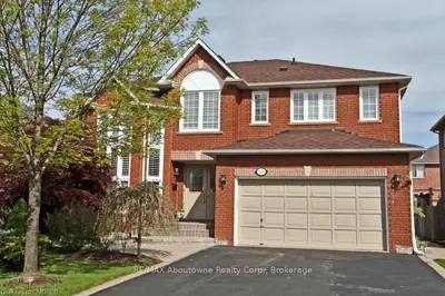 149 Wembley Road, Oakville, ON L6H 6B6