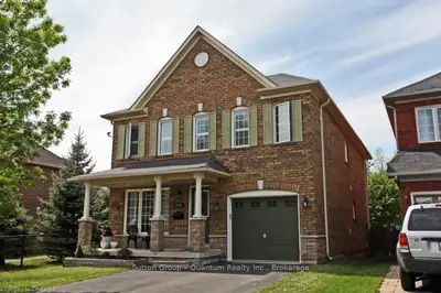2351 Stillmeadow Road, Oakville, ON L6M 4C8