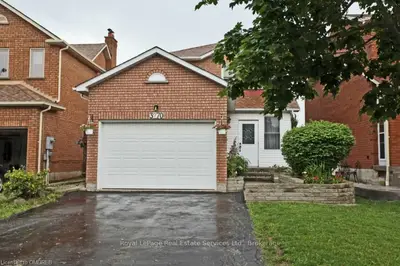 3270 AUBREY Road, Mississauga, ON L5L 5C8