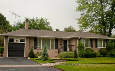 1207 Wood Place, Oakville, ON L6L 2R4