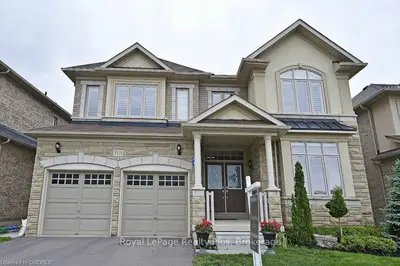 3173 Trailside Drive, Oakville, ON L6M 0P3