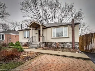 1148 HOMEWOOD Drive, Burlington, ON L7P 2M2