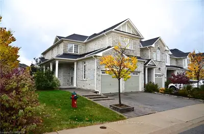 2295 Rochester Circle 37, Oakville, On L6m 5c9
