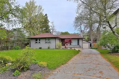 475 MAPLE GROVE Drive, Oakville, ON L6J 4V9