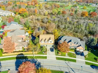 1443 Bayshire Drive, Oakville, ON L6H 6E8