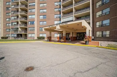 551 THE WEST MALL 904, Toronto W08, ON M9C 1G7