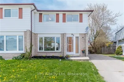 93 BURBANK Crescent, Orangeville, ON L9W 1J7