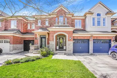224 DUSKYWING Way, Oakville, ON L6L 6X6