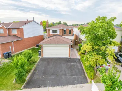 Detached in Brampton