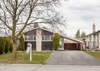 Detached in Brampton