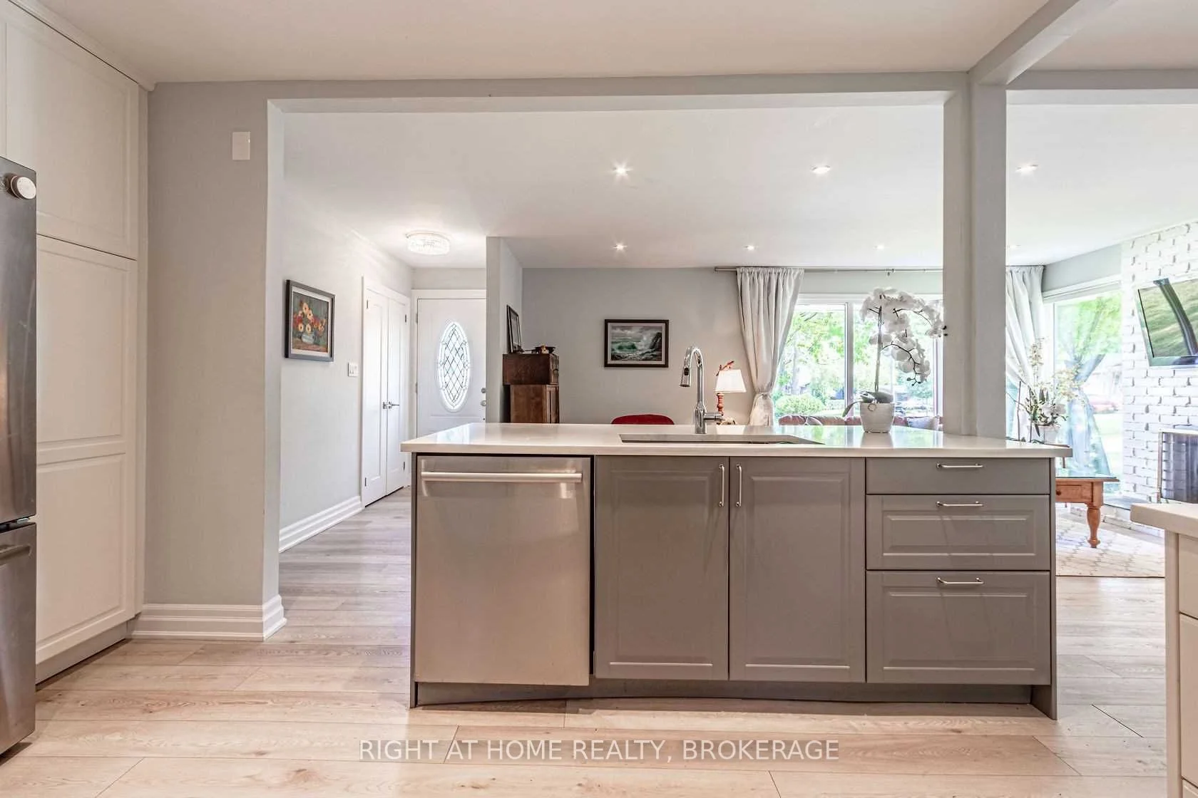 Detached in Oakville