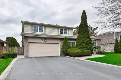 232 WILLOWRIDGE Court, Oakville, ON L6L 5J2