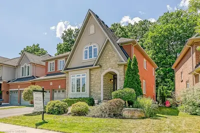 117 CREEK PATH Avenue, Oakville, ON L6L 6T3